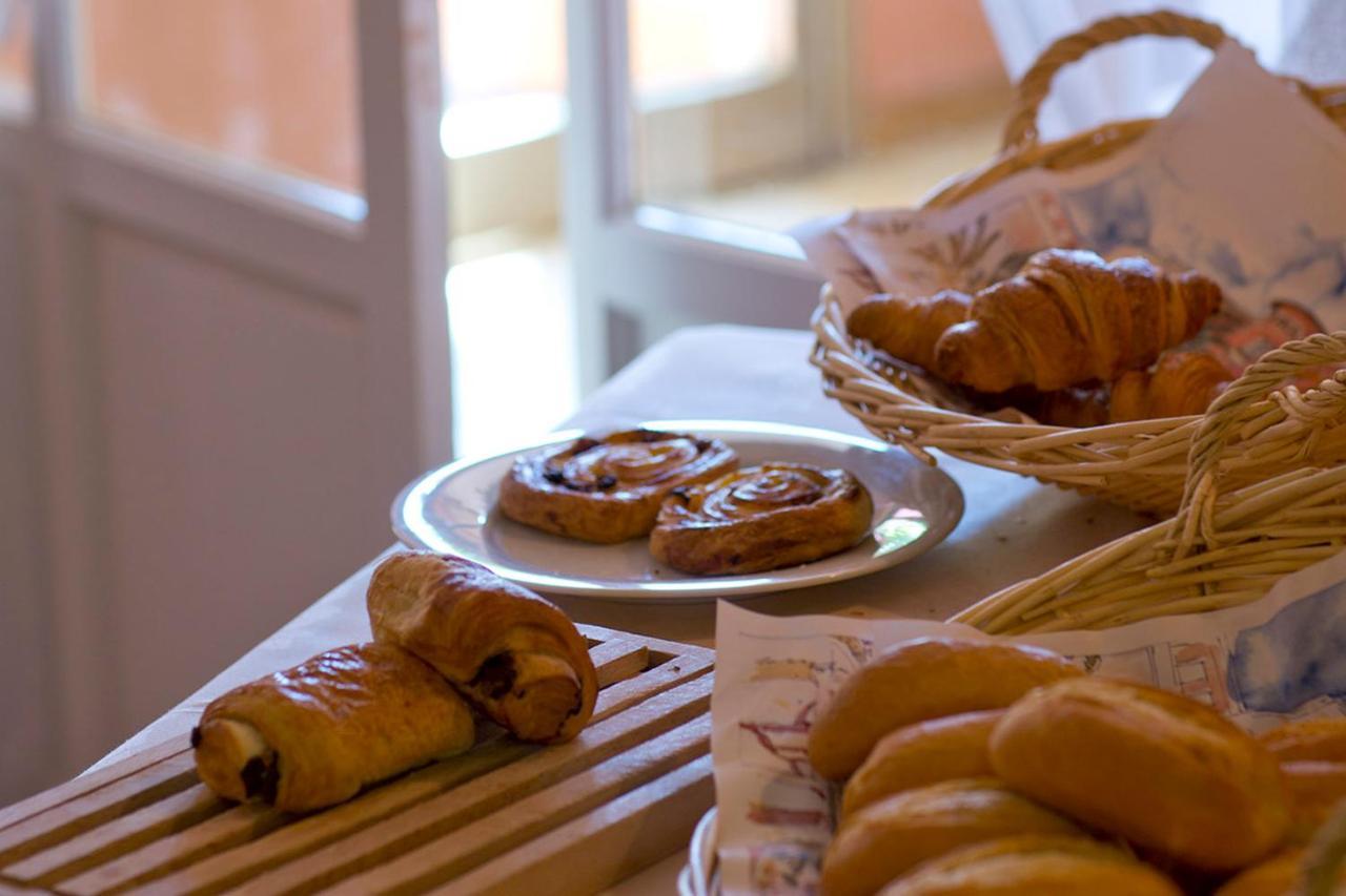 Hotel Provencal Villefranche-sur-Mer Extérieur photo